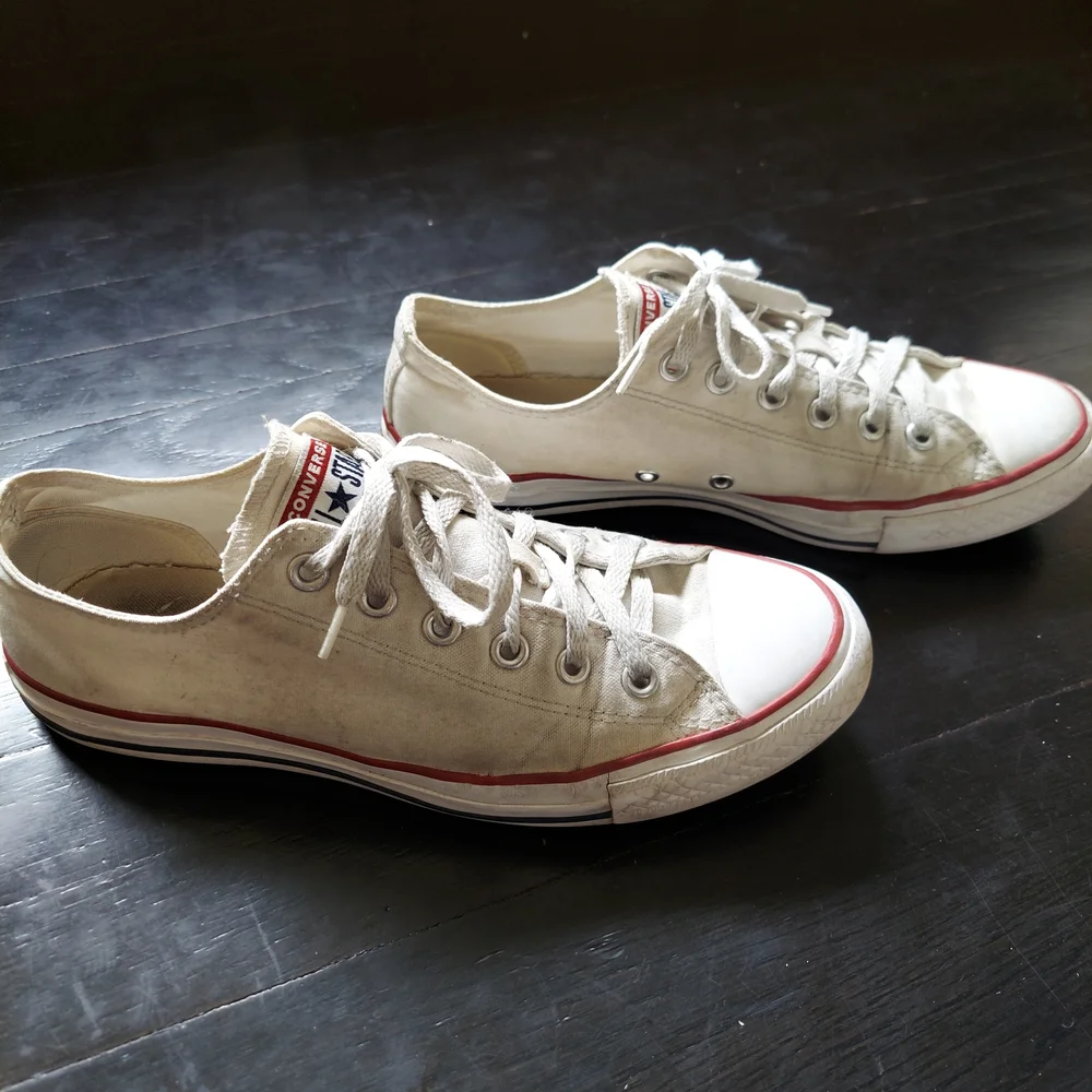 Converse classic low